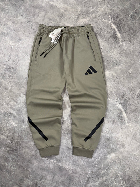 Adidas ZNE muška trenerka (L)