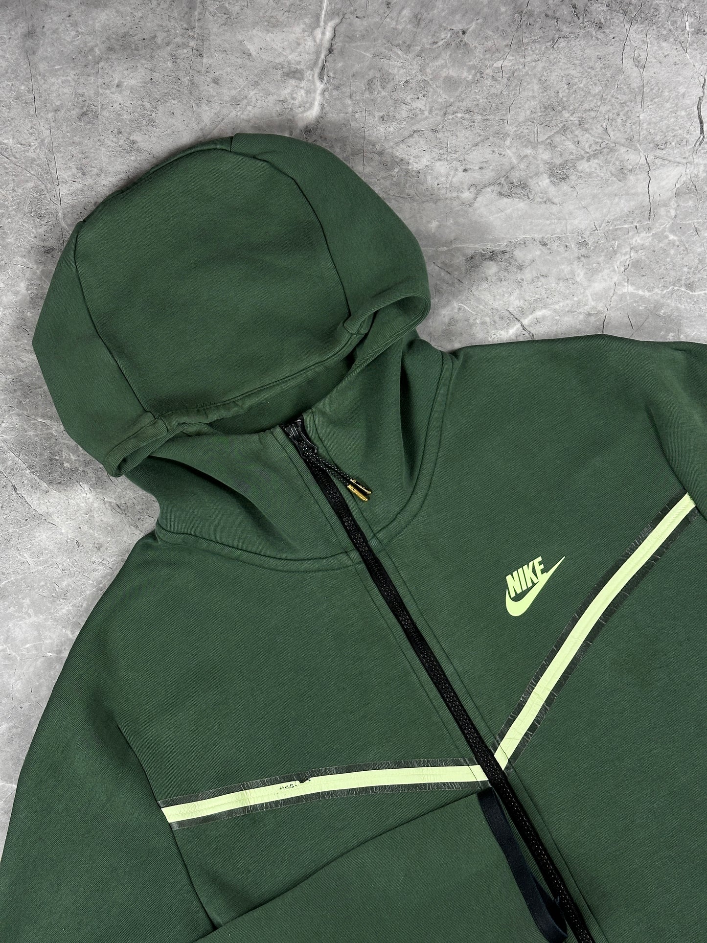 Nike Tech Fleece muška dukserica (M)