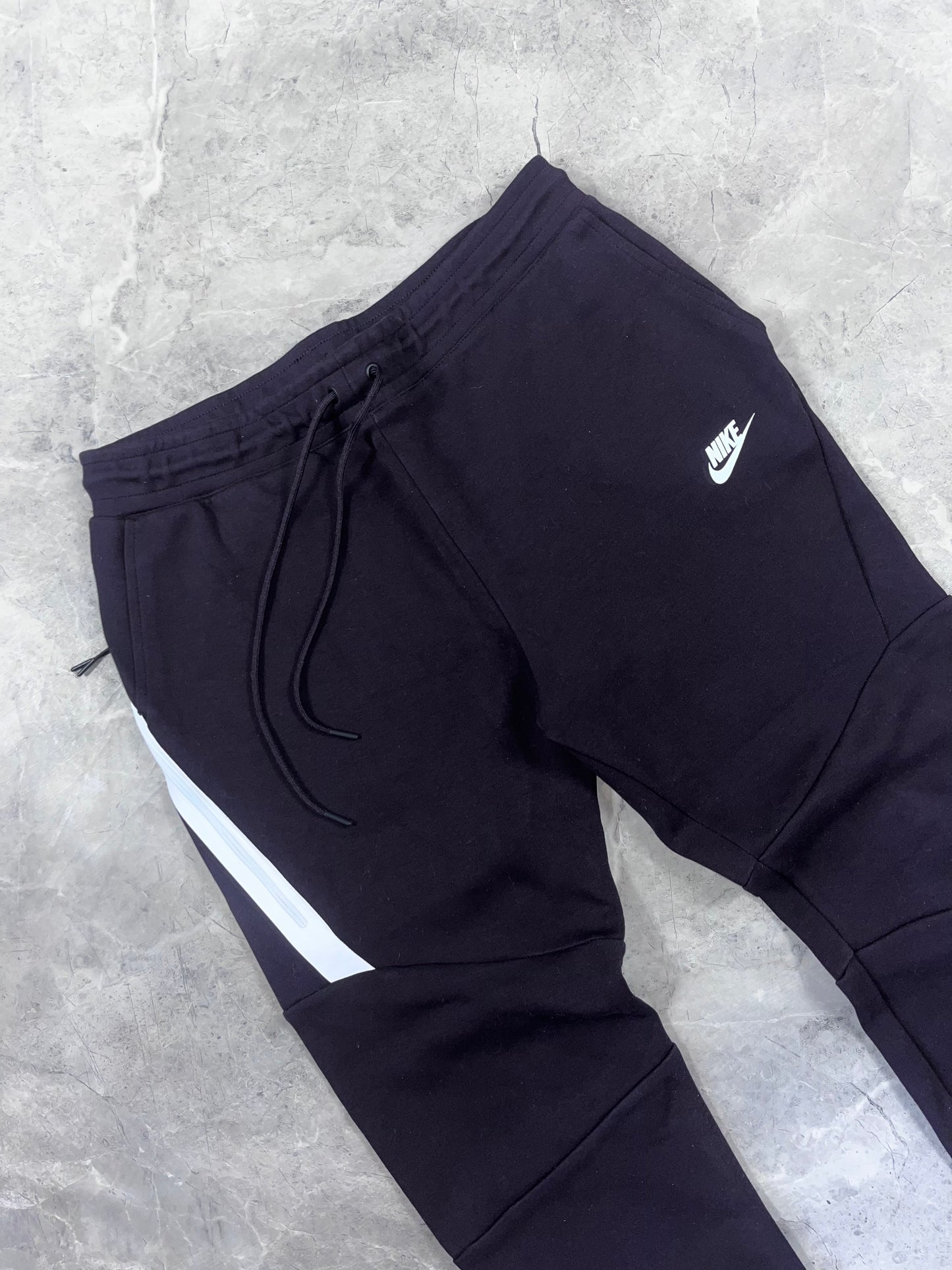 Nike Tech Fleece muška trenerka (L)