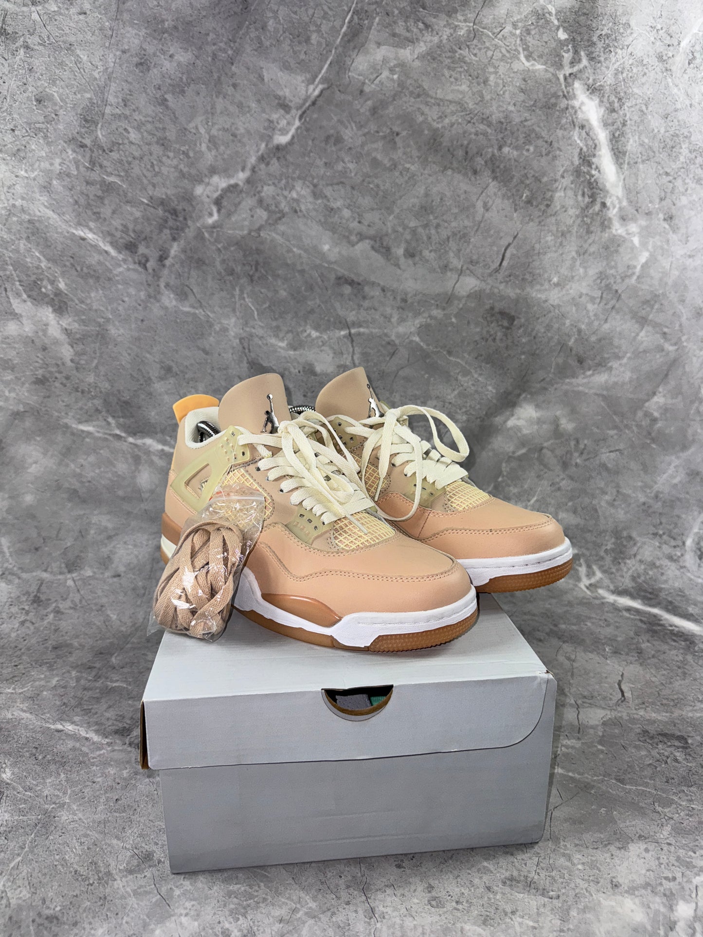 Nike Air Jordan 4 Shimmer muške patike (42)