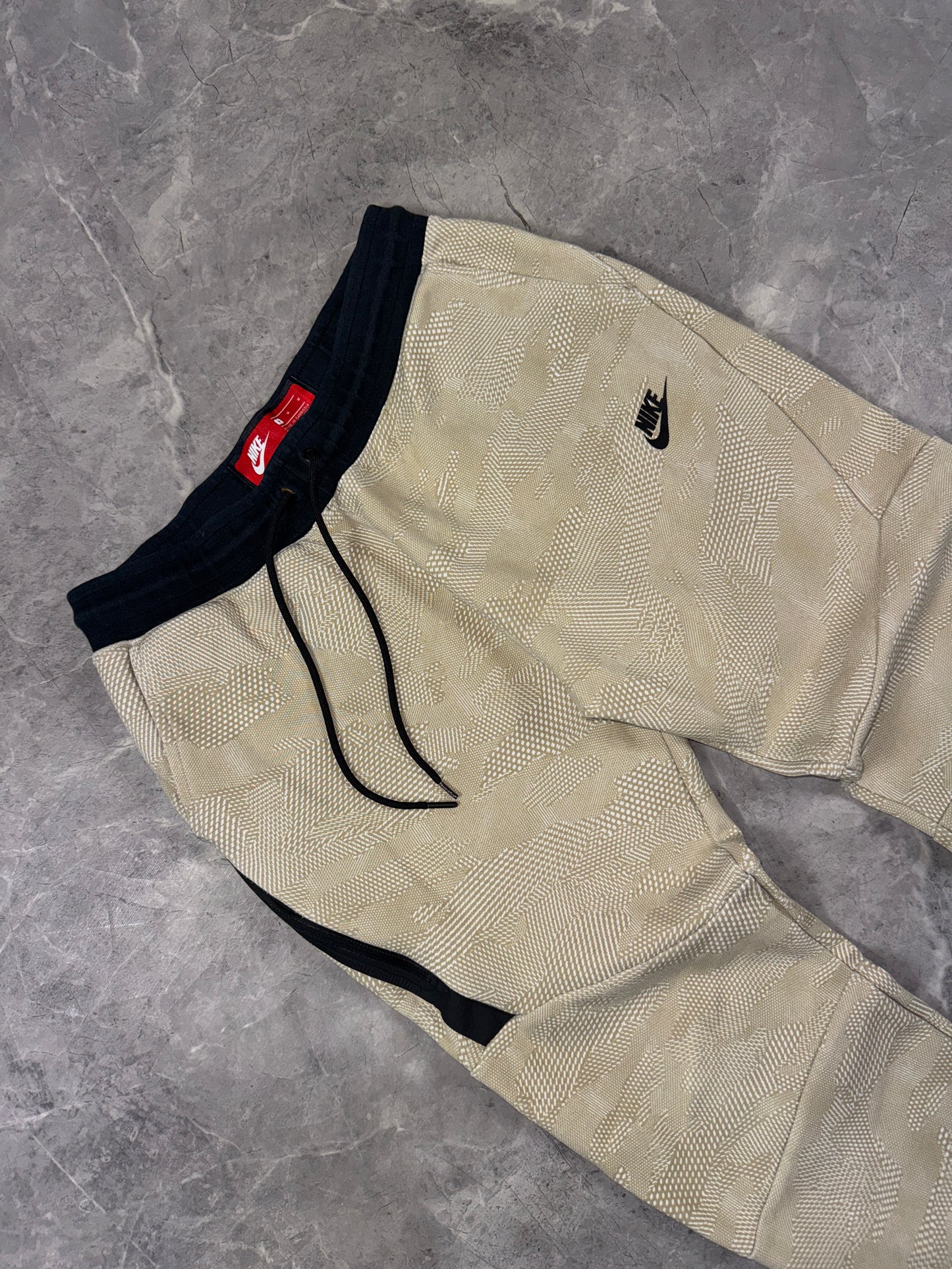 Nike Tech Fleece muška trenerka (S)