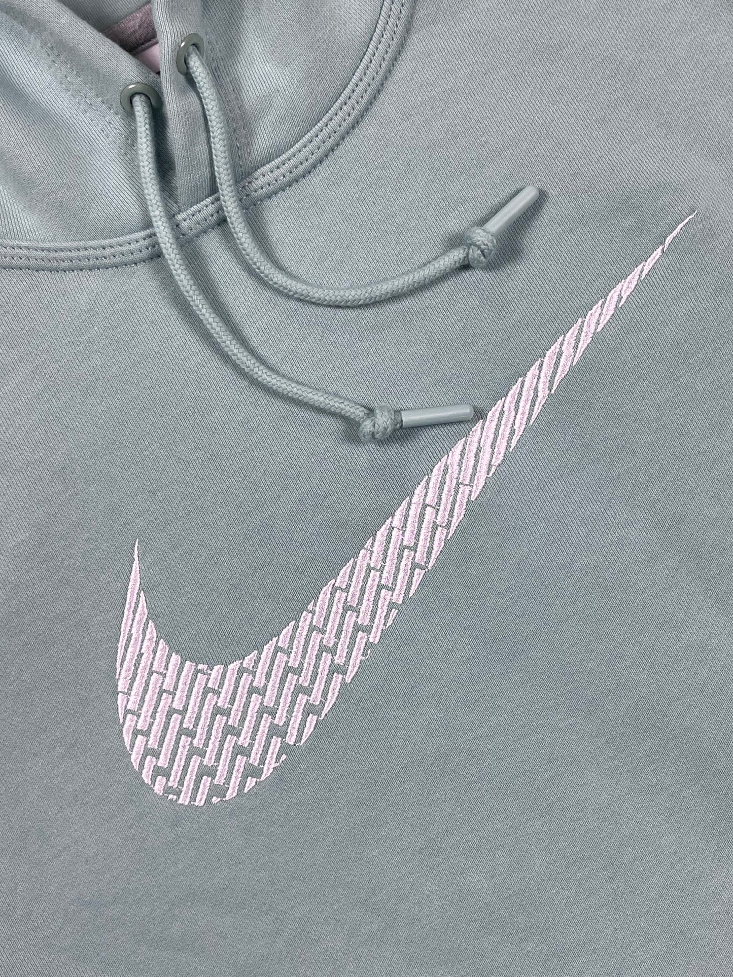 Nike Swoosh muška dukserica (M,L)